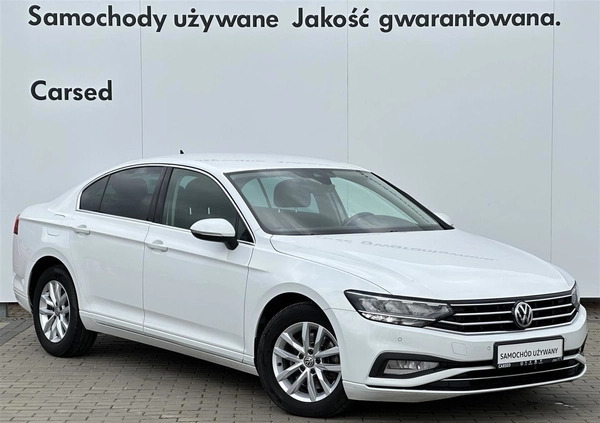 Volkswagen Passat cena 79900 przebieg: 136263, rok produkcji 2019 z Kowalewo Pomorskie małe 562